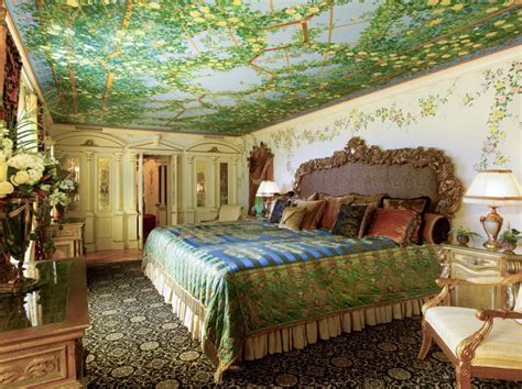 venus suite in versace mansion price|Hotel .